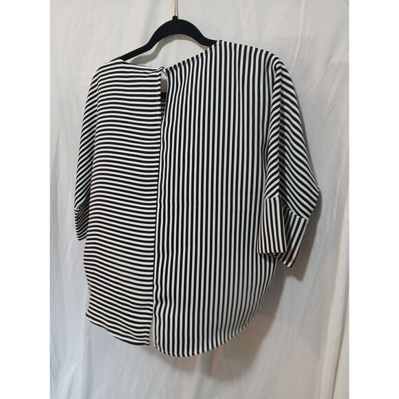 Express Striped Dolman Sleeve 3/4 Sleeve Blouse Black and White Small - Picture 6 of 9